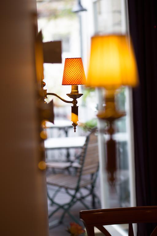 Garni Hotel Drei Lilien Висбаден Экстерьер фото