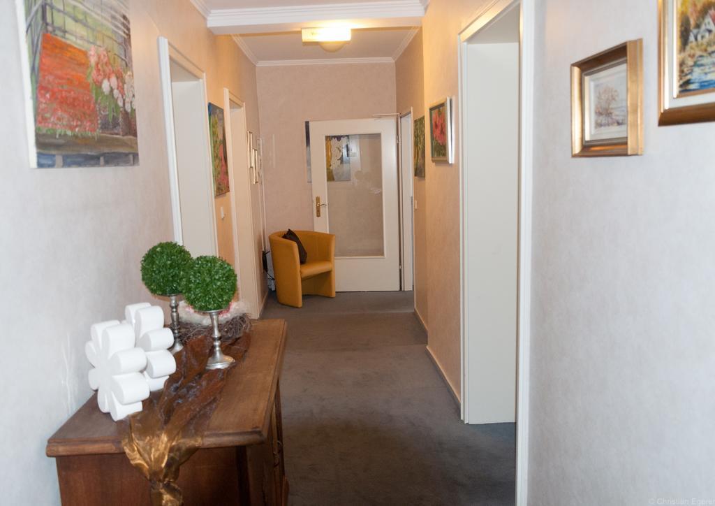 Garni Hotel Drei Lilien Висбаден Экстерьер фото